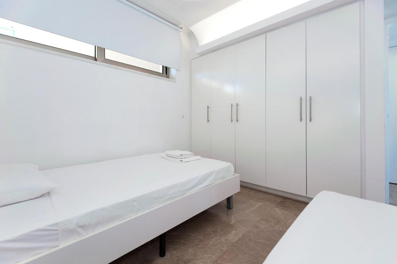 Apartment Marina - Beachfront Protaras Bagian luar foto